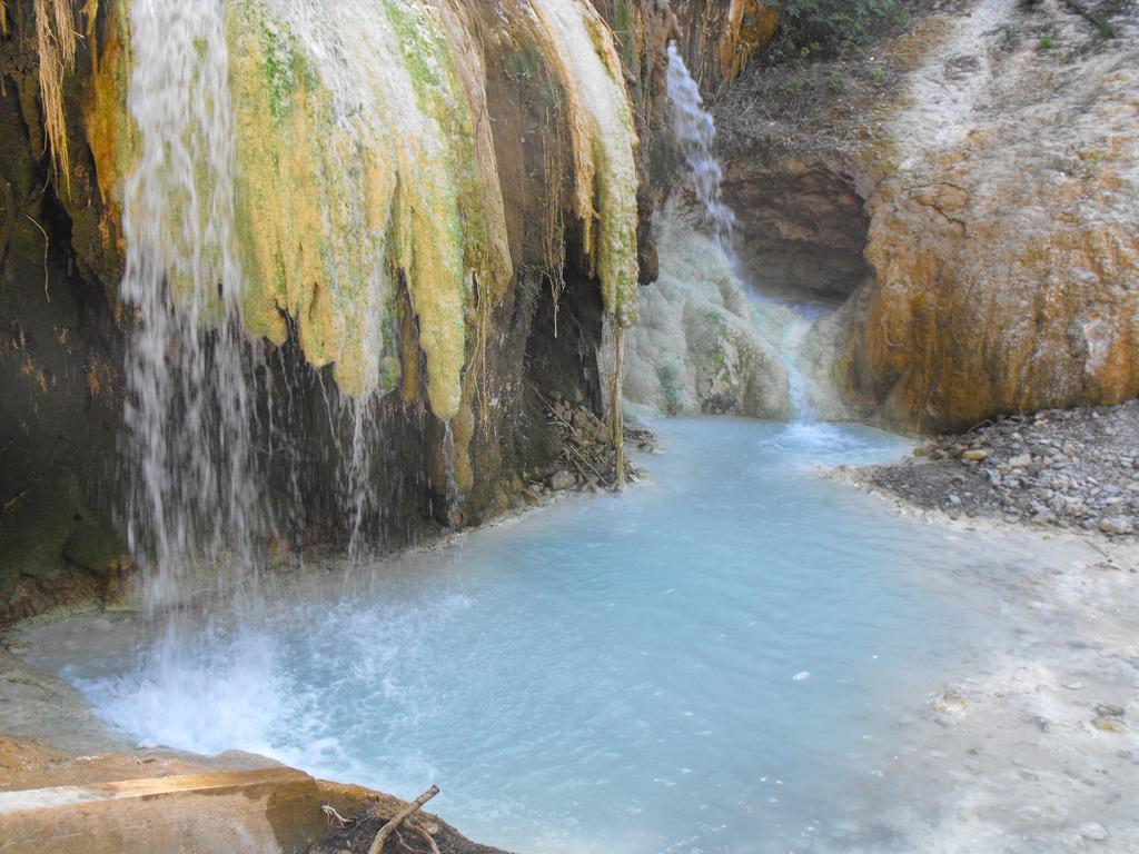 Finestra Della Val D'Orcia Contignano Quarto foto